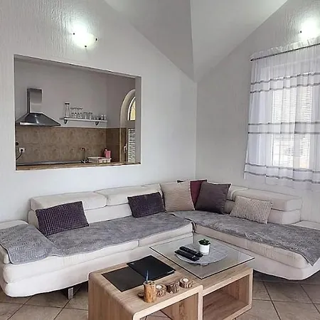 D & S Family Apartment Budva